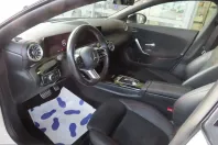 Mercedes-Benz CLA 200 (Clasa CLA) din 2024 cu 61.000 km - oferta MER206916 - foto 11