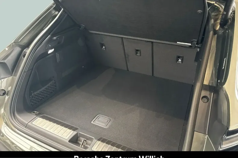 Porsche Macan din 2025 cu 15.900 km - oferta POR206917 - foto 23