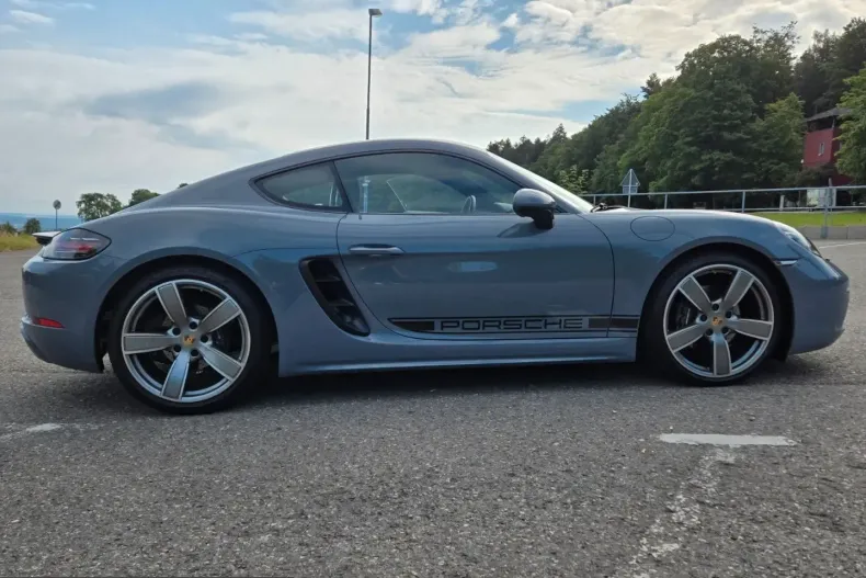 Porsche Cayman din 2025 cu 958 km - oferta POR206920 - foto 2