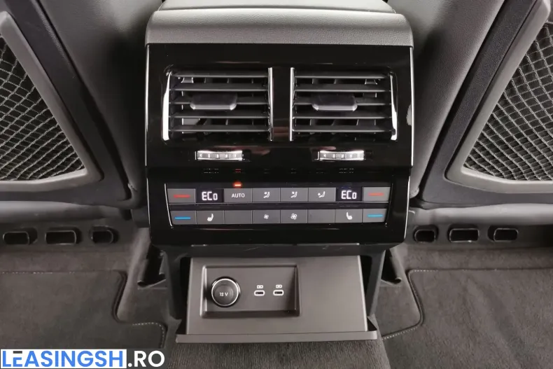 Volkswagen Touareg din 2025 cu 48.090 km - oferta VOL206925 - foto 14