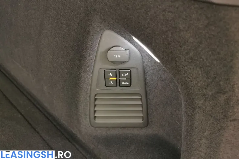 Volkswagen Touareg din 2025 cu 48.090 km - oferta VOL206925 - foto 20