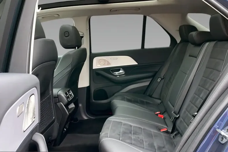 Mercedes-Benz GLE 300 (Clasa GLE) din 2025 cu 18.174 km - oferta MER206926 - foto 10