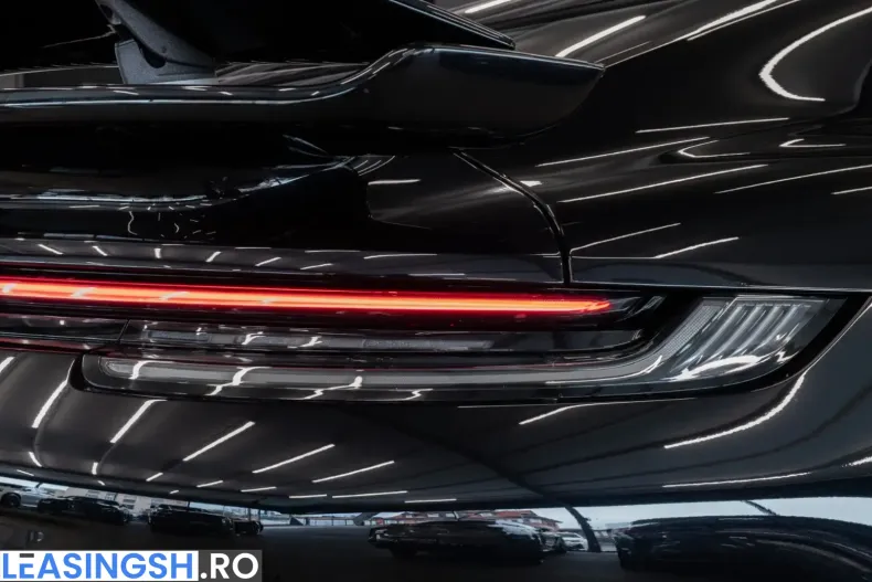 Porsche 911 din 2023 cu 13.627 km - oferta POR206928 - foto 8