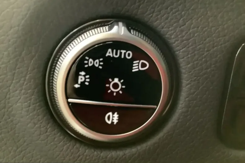 Mercedes-Benz EQE SUV din 2024 cu 9.598 km - oferta MER206931 - foto 17