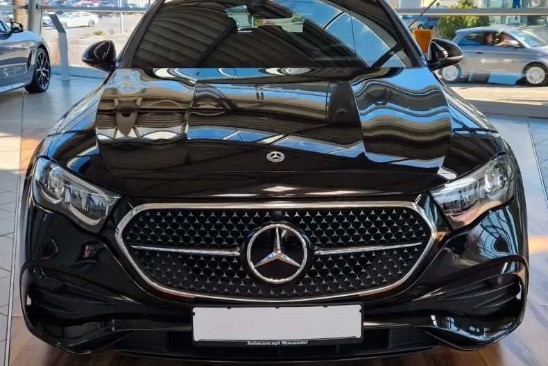 Mercedes-Benz E 220 (Clasa E) din 2024 cu 34.800 km - oferta MER206936 - foto 2