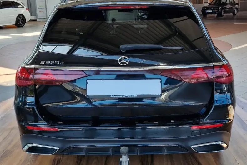 Mercedes-Benz E 220 (Clasa E) din 2024 cu 34.800 km - oferta MER206936 - foto 6