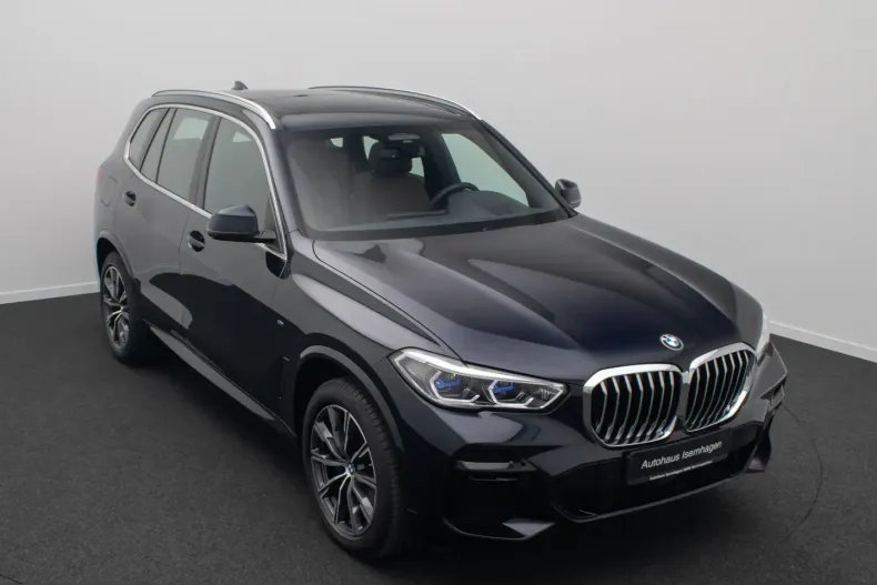 BMW X5 (Seria X) din 2022 cu 58.004 km - oferta BMW206941 - foto 1