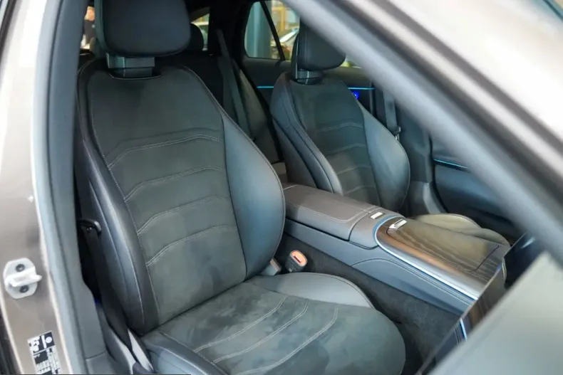 Mercedes-Benz E 450 (Clasa E) din 2025 cu 41.576 km - oferta MER206949 - foto 7