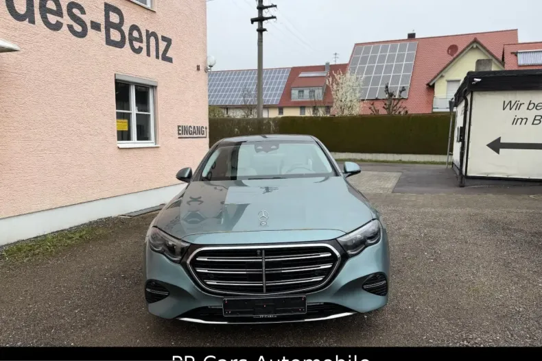 Mercedes-Benz E 220 (Clasa E) din 2023 cu 3.048 km - oferta MER206950 - foto 5