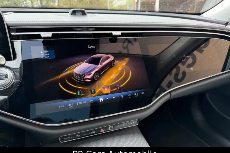 Mercedes-Benz E 220 (Clasa E) din 2023 cu 3.048 km - oferta MER206950 - foto 21