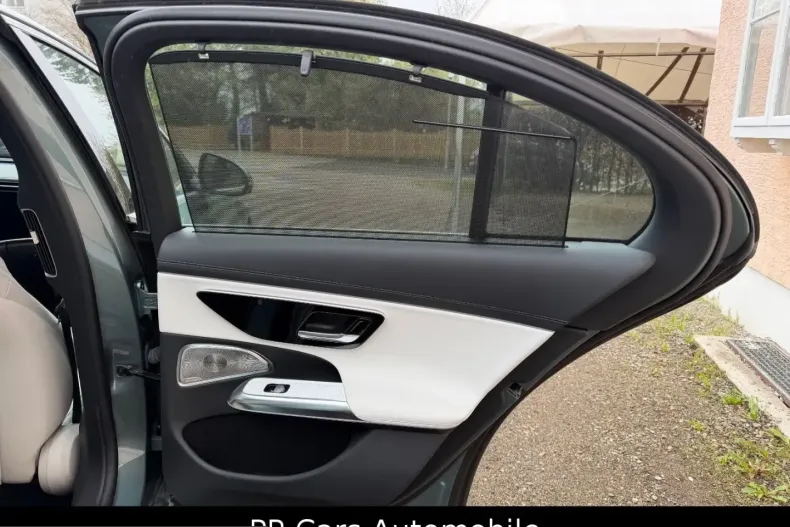 Mercedes-Benz E 220 (Clasa E) din 2023 cu 3.048 km - oferta MER206950 - foto 24