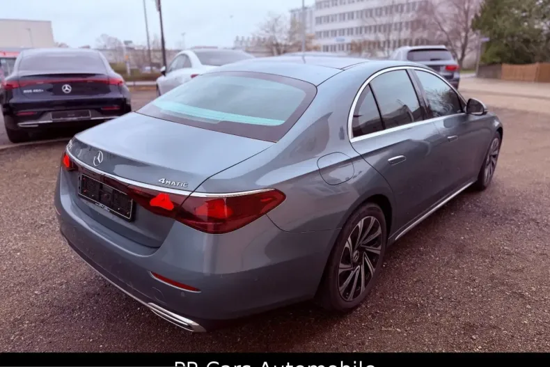 Mercedes-Benz E 220 (Clasa E) din 2023 cu 3.048 km - oferta MER206950 - foto 42