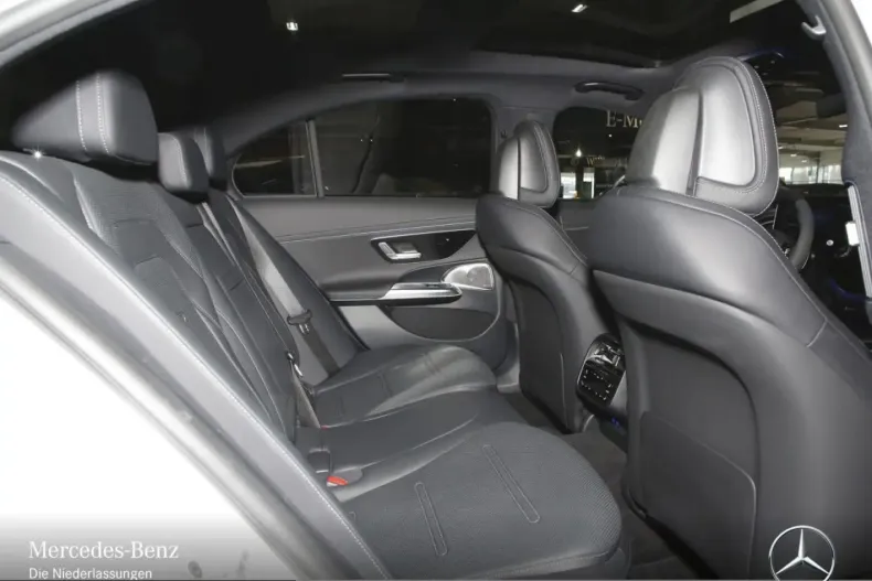 Mercedes-Benz E 53 AMG (Clasa E) din 2024 cu 15.184 km - oferta MER206951 - foto 9