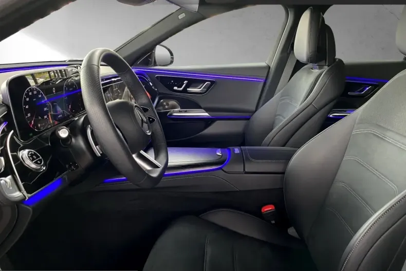 Mercedes-Benz E 450 (Clasa E) din 2024 cu 12.840 km - oferta MER206952 - foto 8