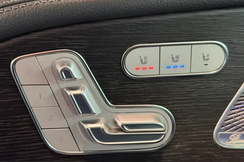 Mercedes-Benz GLE 53 AMG (Clasa GLE) din 2024 cu 29.859 km - oferta MER206955 - foto 16