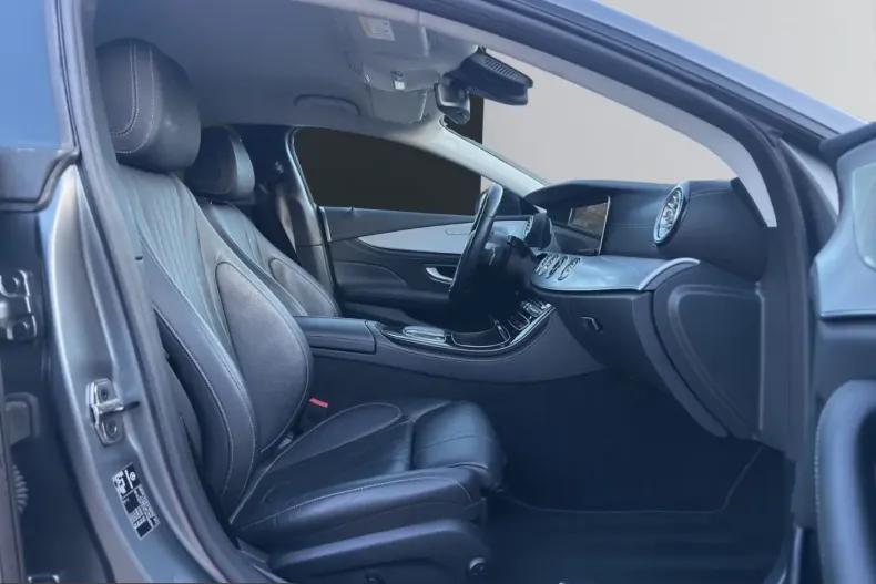 Mercedes-Benz CLS 300 (Clasa CLS) din 2022 cu 48.000 km - oferta MER206963 - foto 14