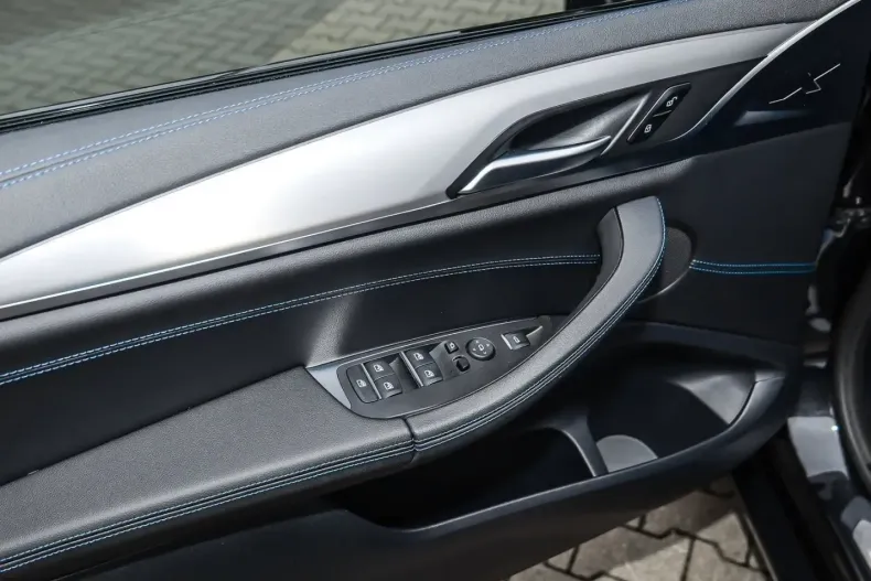 BMW X4 (Seria X) din 2022 cu 77.100 km - oferta BMW206967 - foto 18