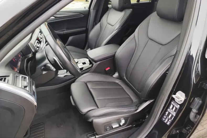 BMW X4 (Seria X) din 2023 cu 126.925 km - oferta BMW206972 - foto 16