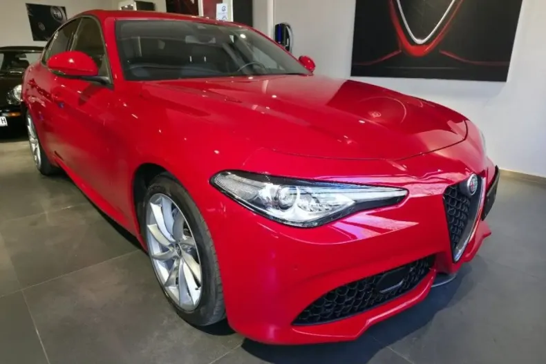 Alfa Romeo Giulia din 2022 cu 26.620 km - oferta ALF206978 - foto 2