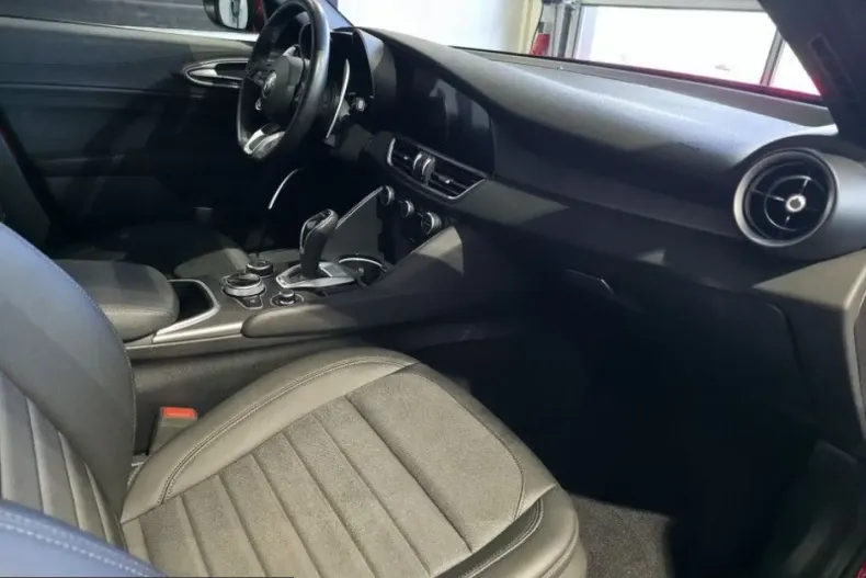 Alfa Romeo Giulia din 2022 cu 26.620 km - oferta ALF206978 - foto 8