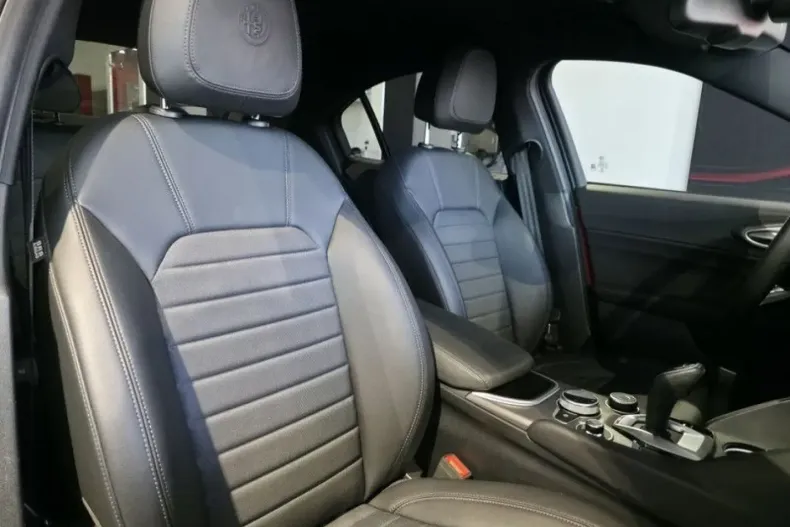 Alfa Romeo Giulia din 2022 cu 26.620 km - oferta ALF206978 - foto 10