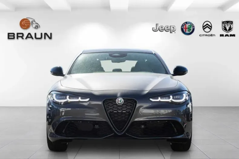 Alfa Romeo Giulia din 2024 cu 6.900 km - oferta ALF206979 - foto 2