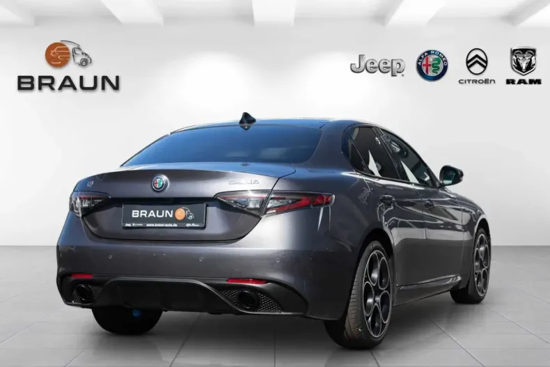 Alfa Romeo Giulia din 2024 cu 6.900 km - oferta ALF206979 - foto 3