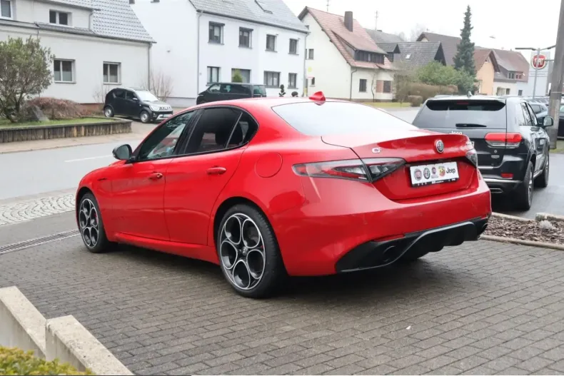 Alfa Romeo Giulia din 2023 cu 7.775 km - oferta ALF206980 - foto 3