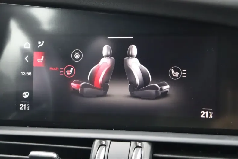 Alfa Romeo Giulia din 2023 cu 7.775 km - oferta ALF206980 - foto 30