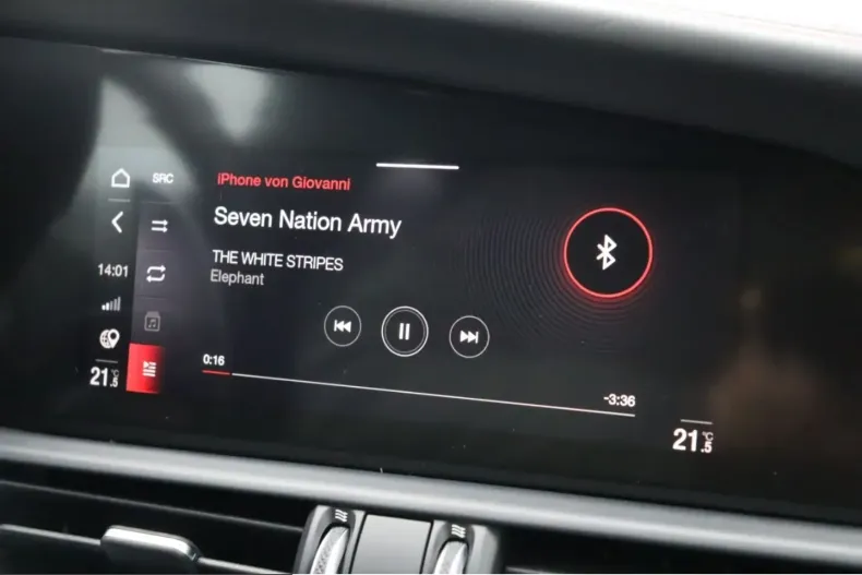 Alfa Romeo Giulia din 2023 cu 7.775 km - oferta ALF206980 - foto 32