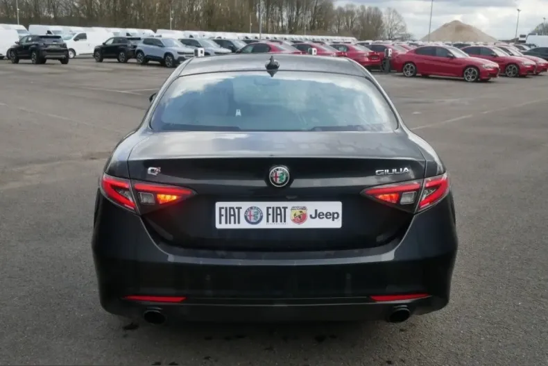 Alfa Romeo Giulia din 2023 cu 17.836 km - oferta ALF206981 - foto 4