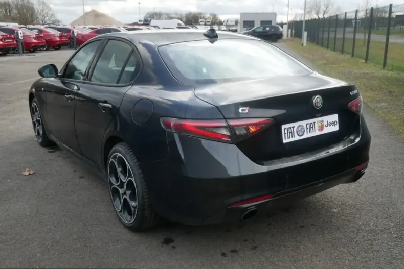 Alfa Romeo Giulia din 2023 cu 17.836 km - oferta ALF206981 - foto 5