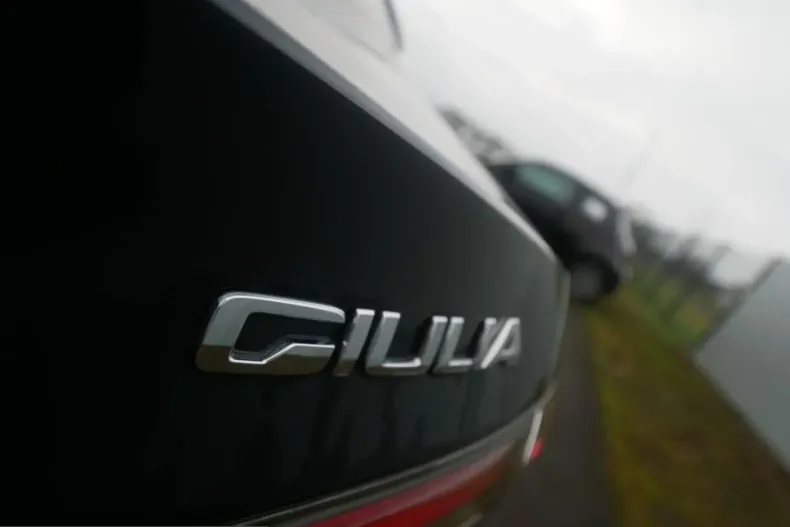 Alfa Romeo Giulia din 2023 cu 17.836 km - oferta ALF206981 - foto 31