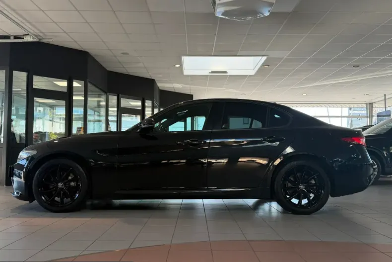 Alfa Romeo Giulia din 2023 cu 56.800 km - oferta ALF206982 - foto 5