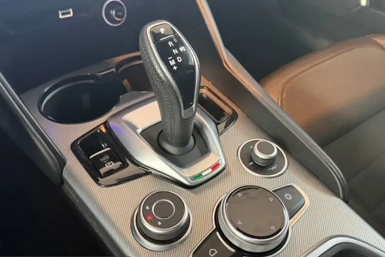 Alfa Romeo Giulia din 2023 cu 56.800 km - oferta ALF206982 - foto 22