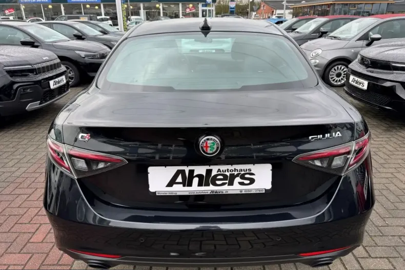Alfa Romeo Giulia din 2023 cu 19.487 km - oferta ALF206984 - foto 6