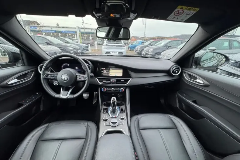 Alfa Romeo Giulia din 2023 cu 19.487 km - oferta ALF206984 - foto 15