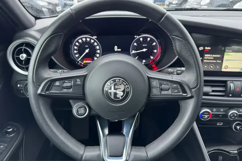 Alfa Romeo Giulia din 2023 cu 19.487 km - oferta ALF206984 - foto 16