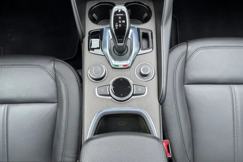 Alfa Romeo Giulia din 2023 cu 19.487 km - oferta ALF206984 - foto 26