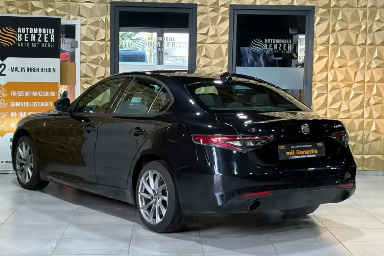 Alfa Romeo Giulia din 2023 cu 18.500 km - oferta ALF206985 - foto 7