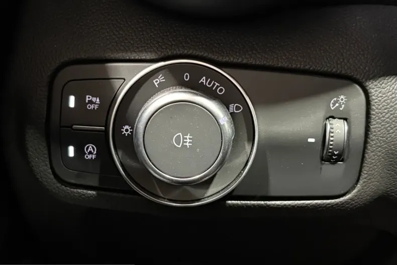 Alfa Romeo Giulia din 2023 cu 18.500 km - oferta ALF206985 - foto 22