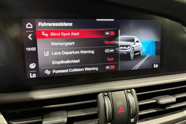 Alfa Romeo Giulia din 2023 cu 18.500 km - oferta ALF206985 - foto 30