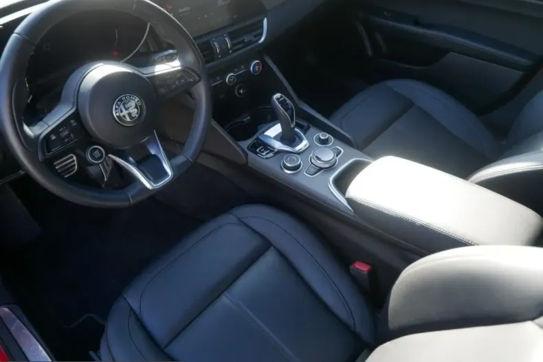 Alfa Romeo Giulia din 2023 cu 10.010 km - oferta ALF206986 - foto 10