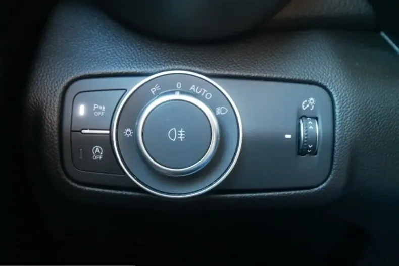 Alfa Romeo Giulia din 2023 cu 10.010 km - oferta ALF206986 - foto 22