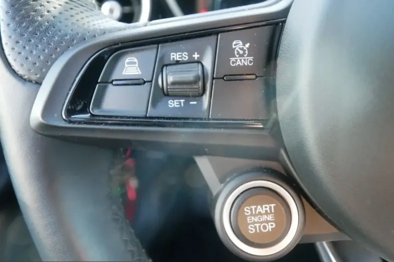 Alfa Romeo Giulia din 2023 cu 10.010 km - oferta ALF206986 - foto 24