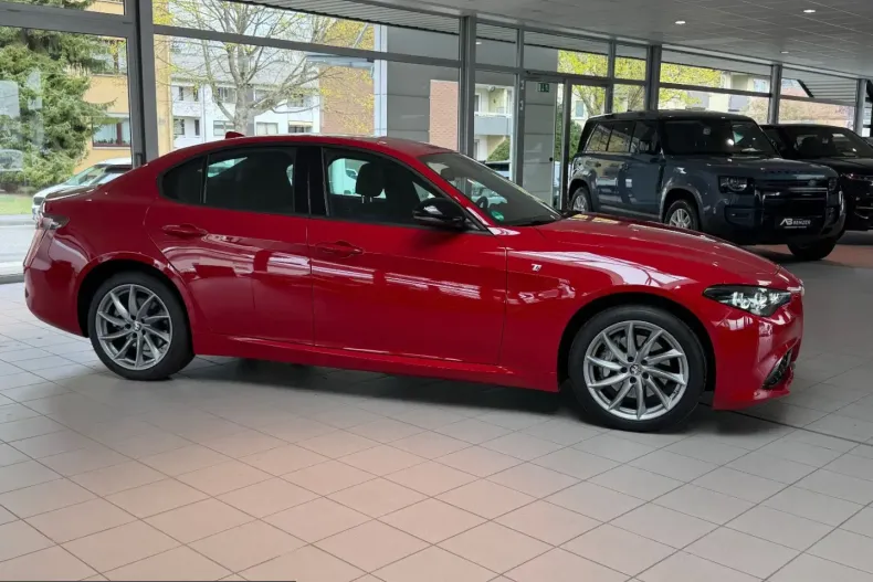 Alfa Romeo Giulia din 2023 cu 8.800 km - oferta ALF206987 - foto 6