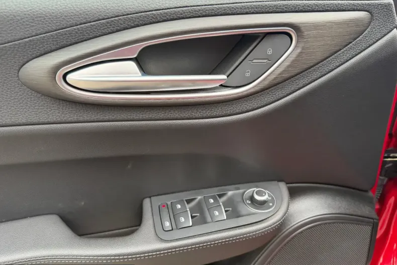 Alfa Romeo Giulia din 2023 cu 8.800 km - oferta ALF206987 - foto 22