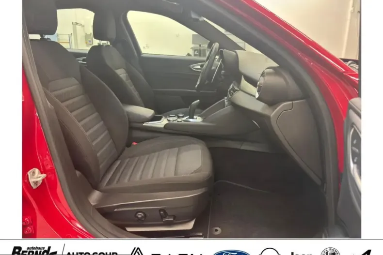 Alfa Romeo Giulia din 2024 cu 13.922 km - oferta ALF206988 - foto 3