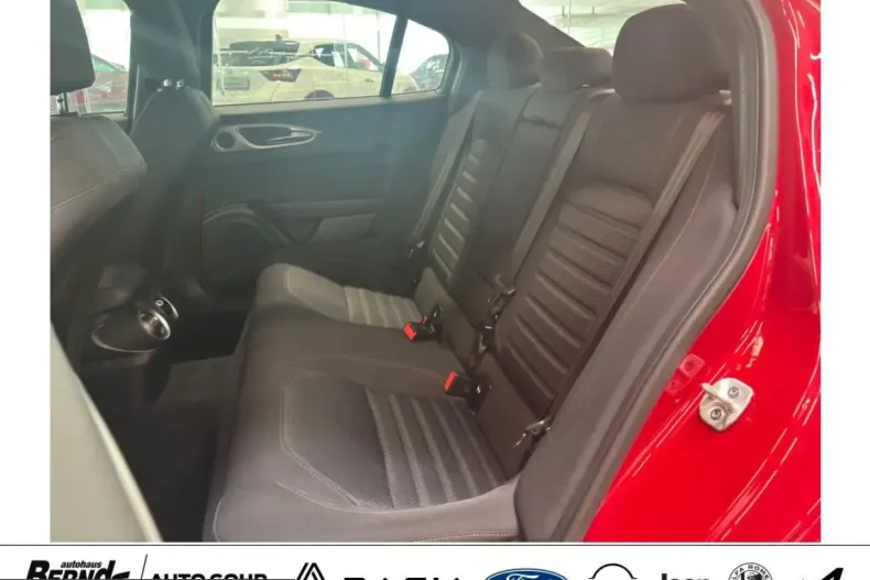 Alfa Romeo Giulia din 2024 cu 13.922 km - oferta ALF206988 - foto 9