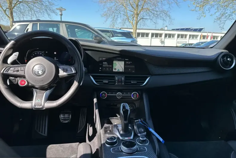 Alfa Romeo Giulia din 2024 cu 21.570 km - oferta ALF206991 - foto 9